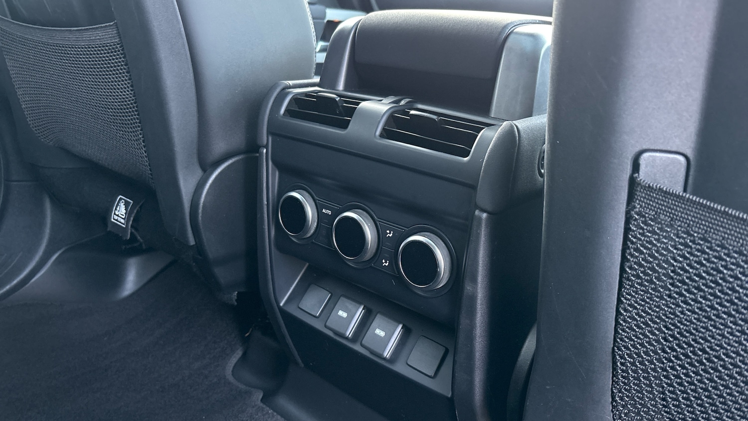 Used Land Rover Defender 2023 for sale - 77983874: Photo 18