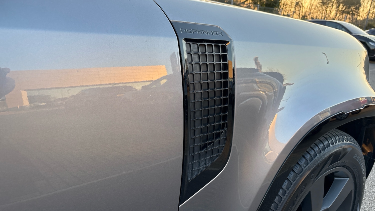 Used Land Rover Defender 2023 for sale - 77983874: Photo 22