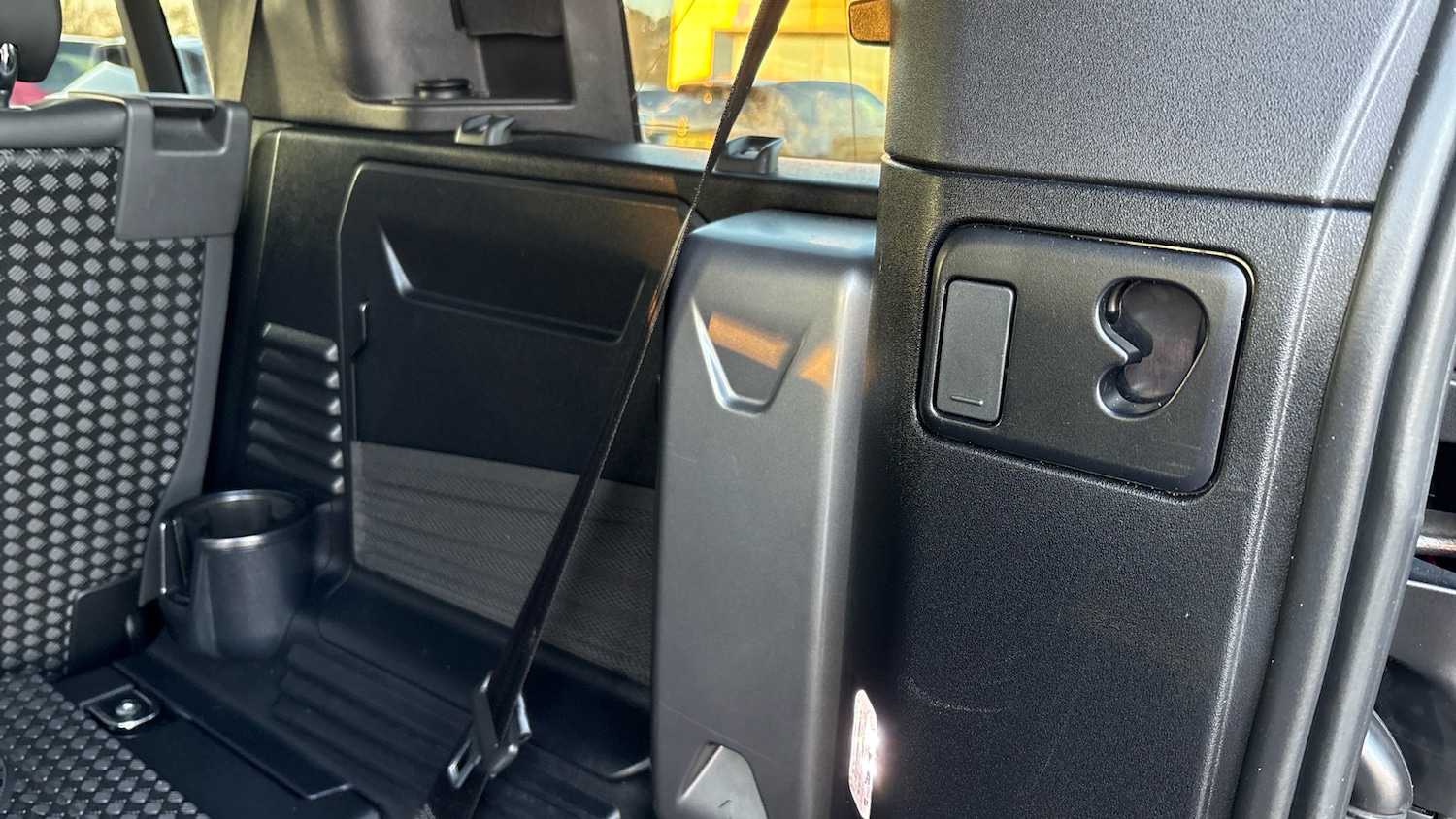 Used Land Rover Defender 2023 for sale - 77983874: Photo 28