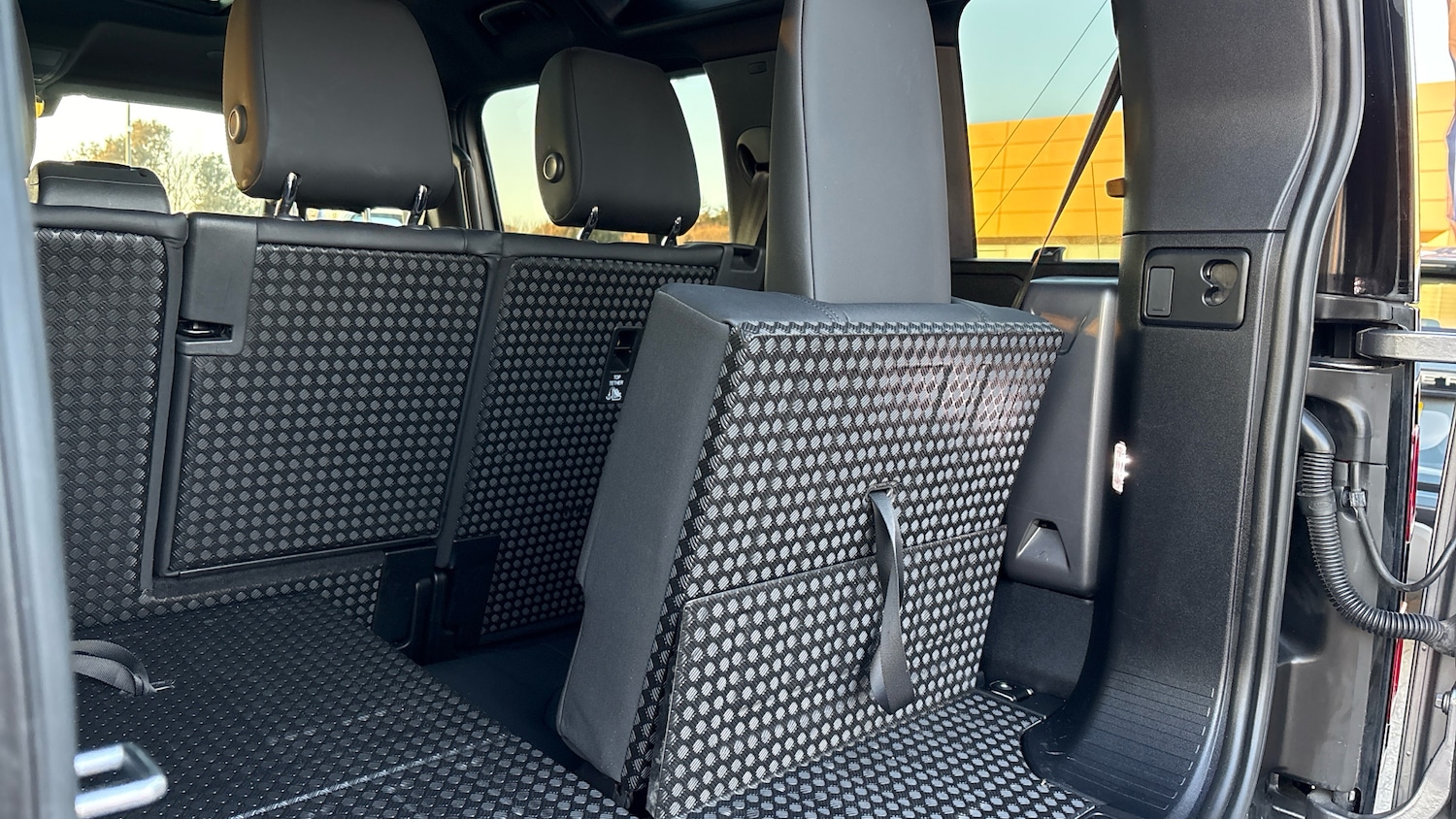 Used Land Rover Defender 2023 for sale - 77983874: Photo 30