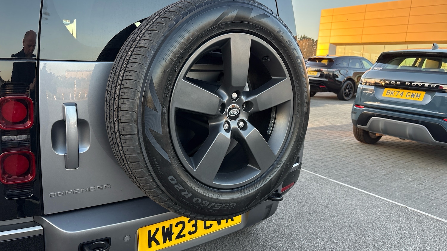 Used Land Rover Defender 2023 for sale - 77983874: Photo 33