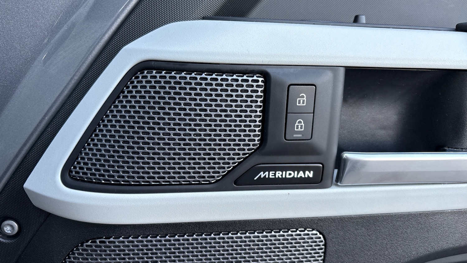 Used Land Rover Defender 2023 for sale - 77983874: Photo 42