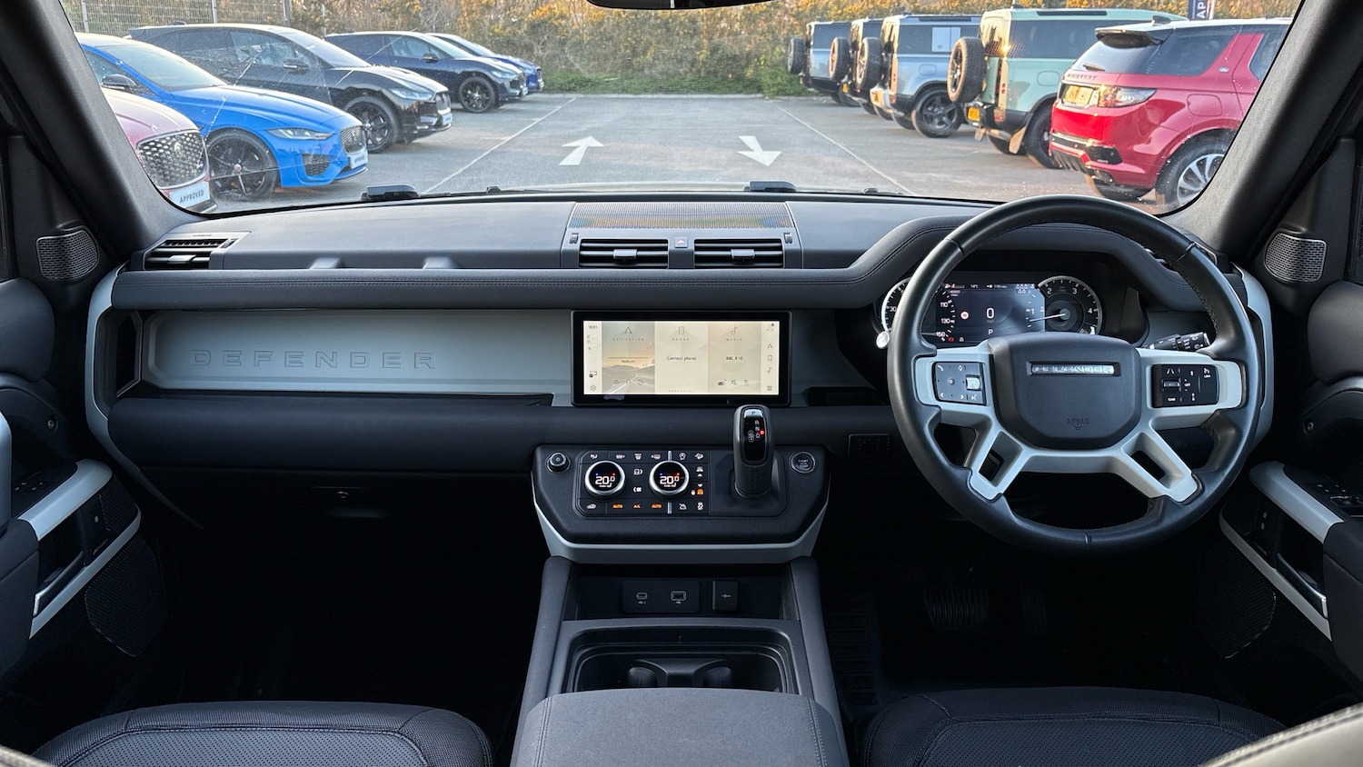 Used Land Rover Defender 2023 for sale - 77983874: Photo 9