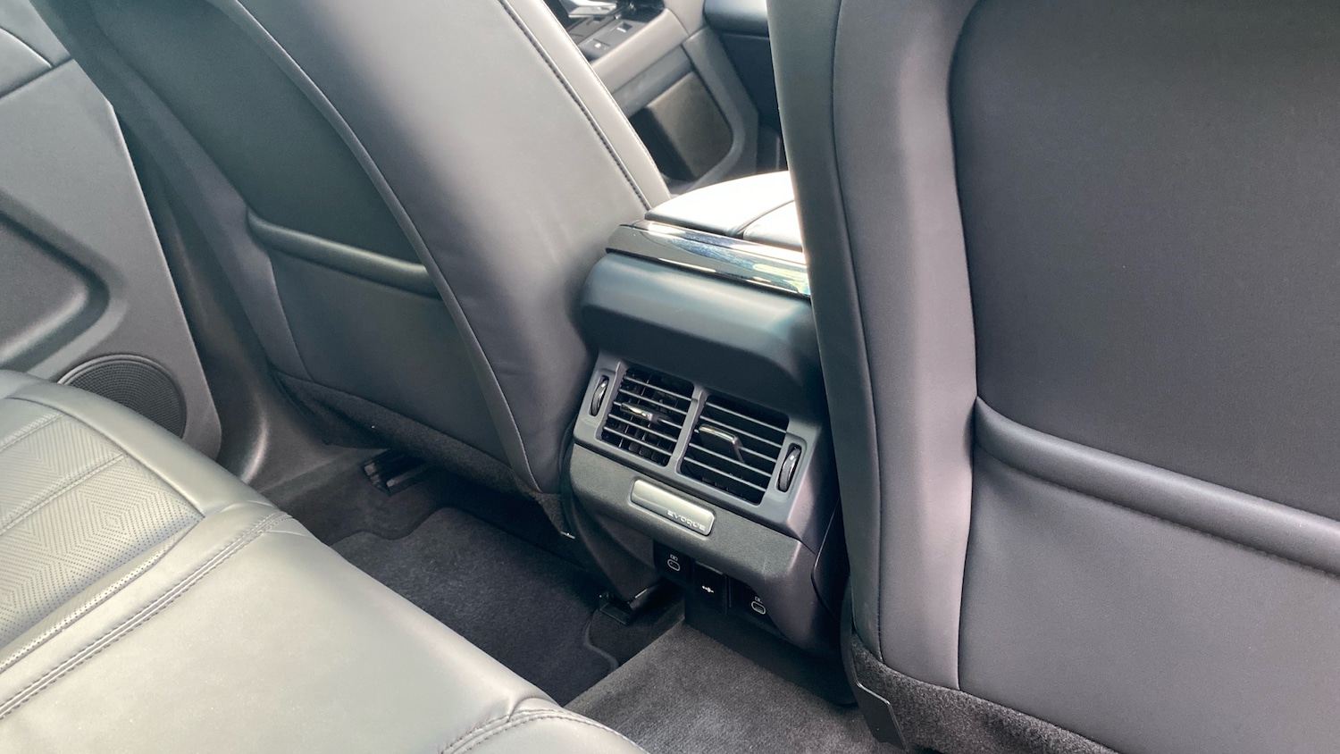 Used Land Rover Range Rover Evoque 2025 for sale - 76391645: Photo 18