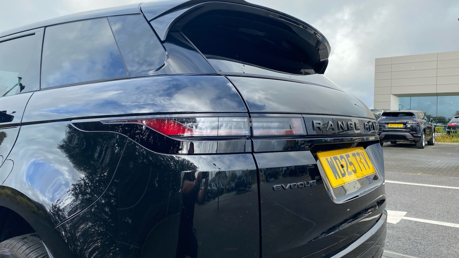 Used Land Rover Range Rover Evoque 2025 for sale - 76391645: Photo 19