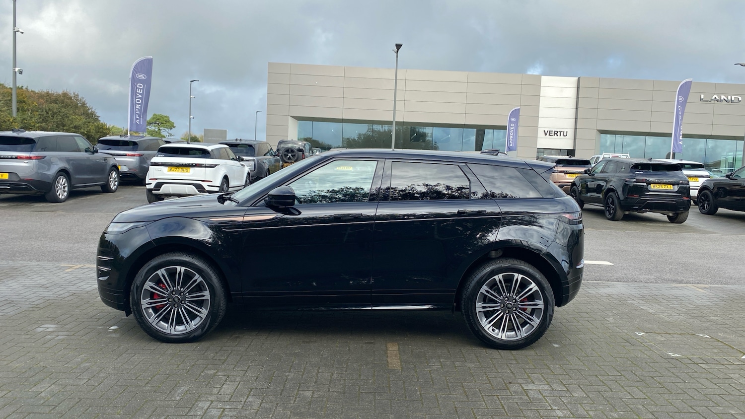 Used Land Rover Range Rover Evoque 2025 for sale - 76391645: Photo 21