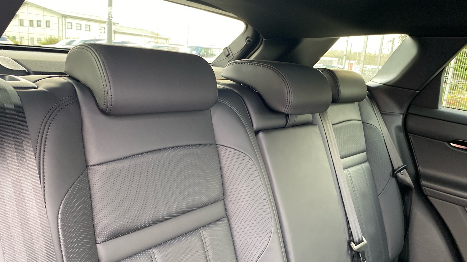 Used Land Rover Range Rover Evoque 2025 for sale - 76391645: Photo 40