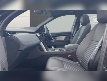 Used Land Rover Discovery Sport 2025 for sale - 75690197: Photo