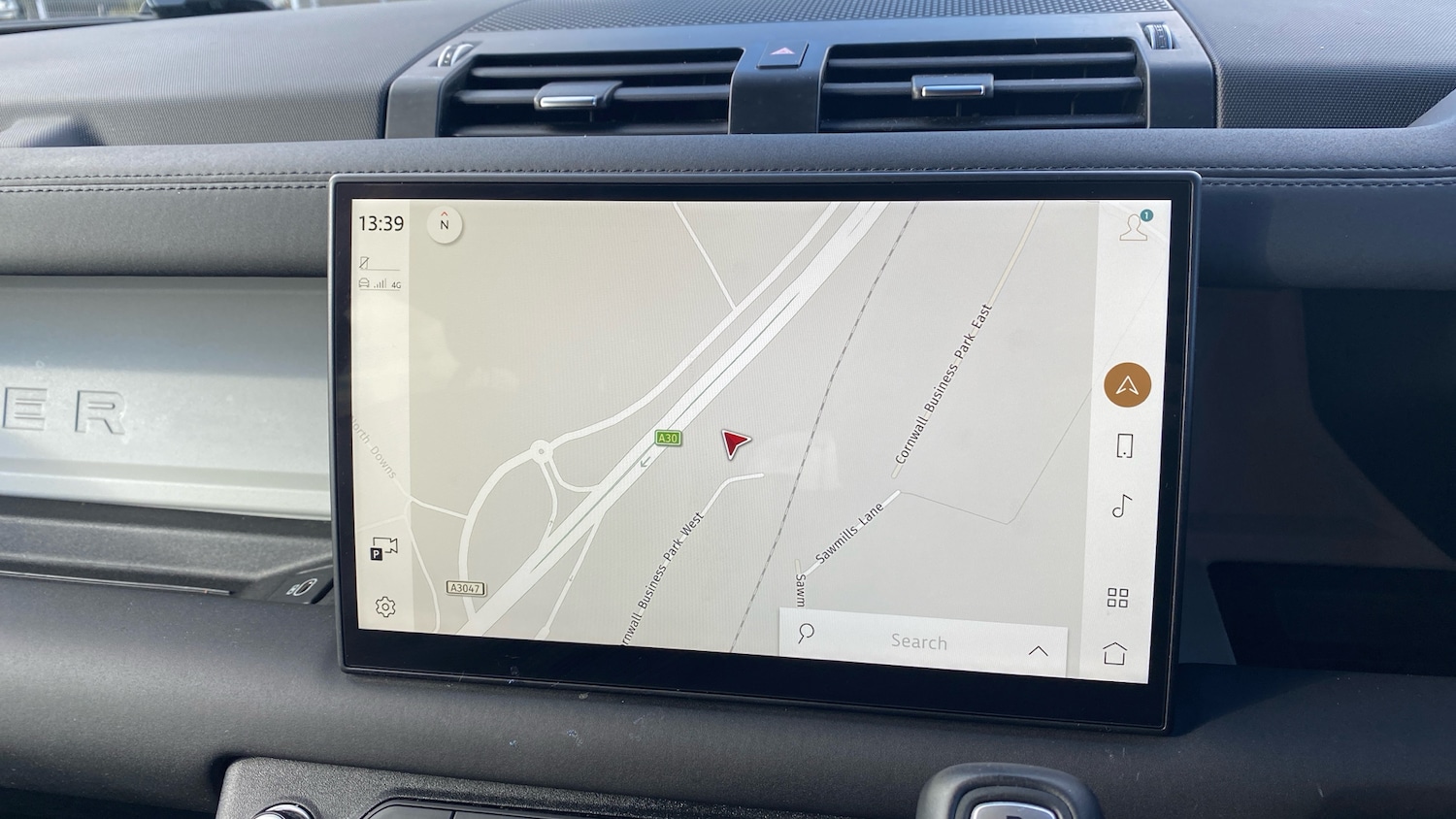 Used Land Rover Defender 2024 for sale - 77286180: Photo 11