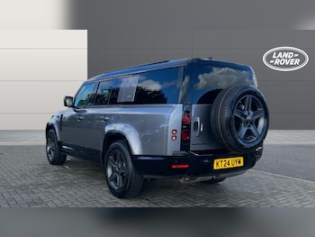Used Land Rover Defender 2024 for sale - 77286180: Photo