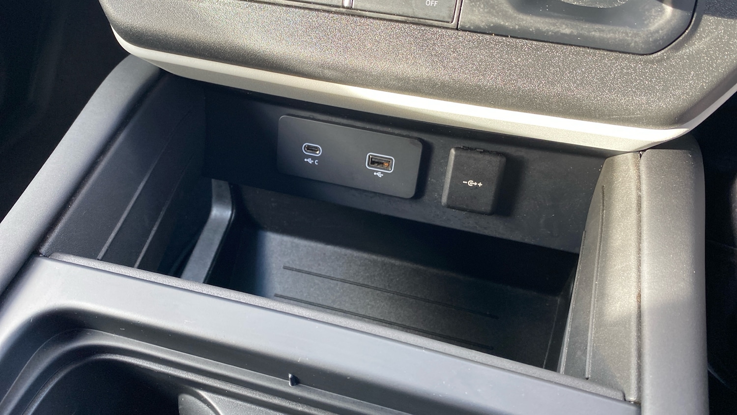 Used Land Rover Defender 2024 for sale - 77286180: Photo 58