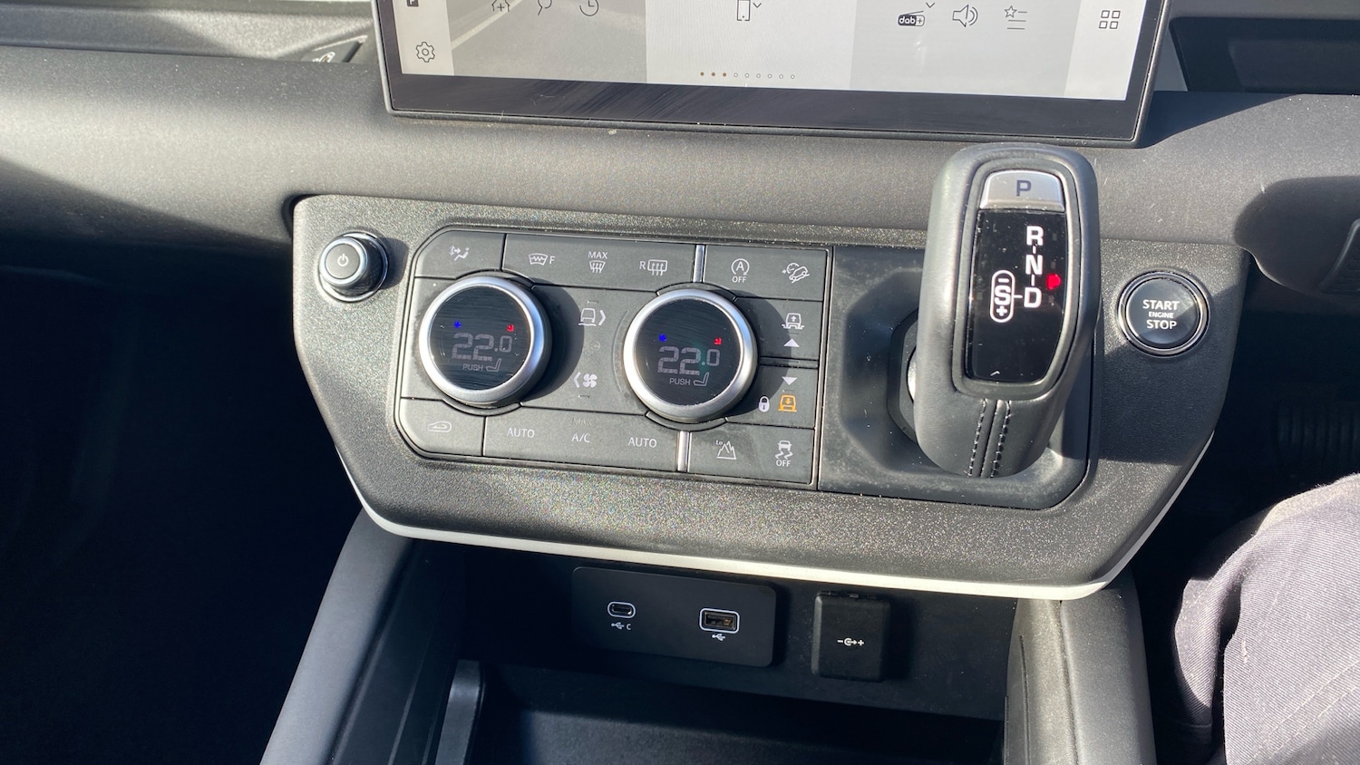 Used Land Rover Defender 2024 for sale - 77286180: Photo 59