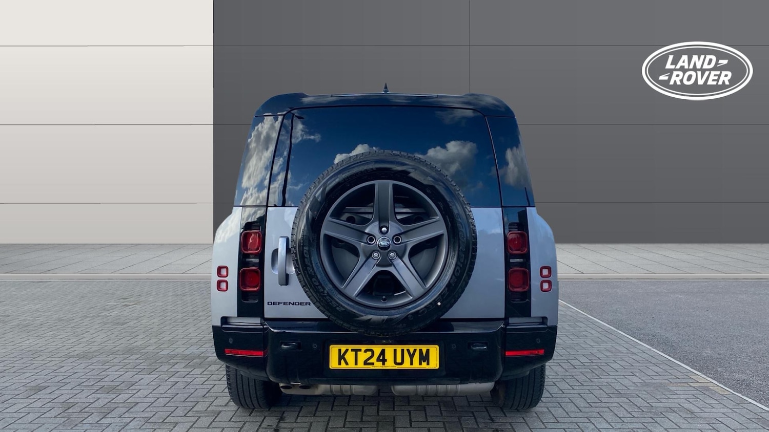 Used Land Rover Defender 2024 for sale - 77286180: Photo 6