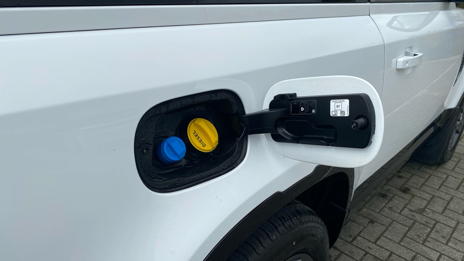 Used Land Rover Defender 2023 for sale - 76534293: Photo 24