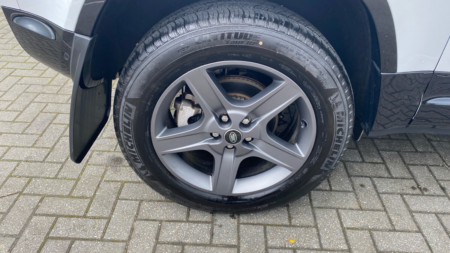 Used Land Rover Defender 2023 for sale - 76534293: Photo 25