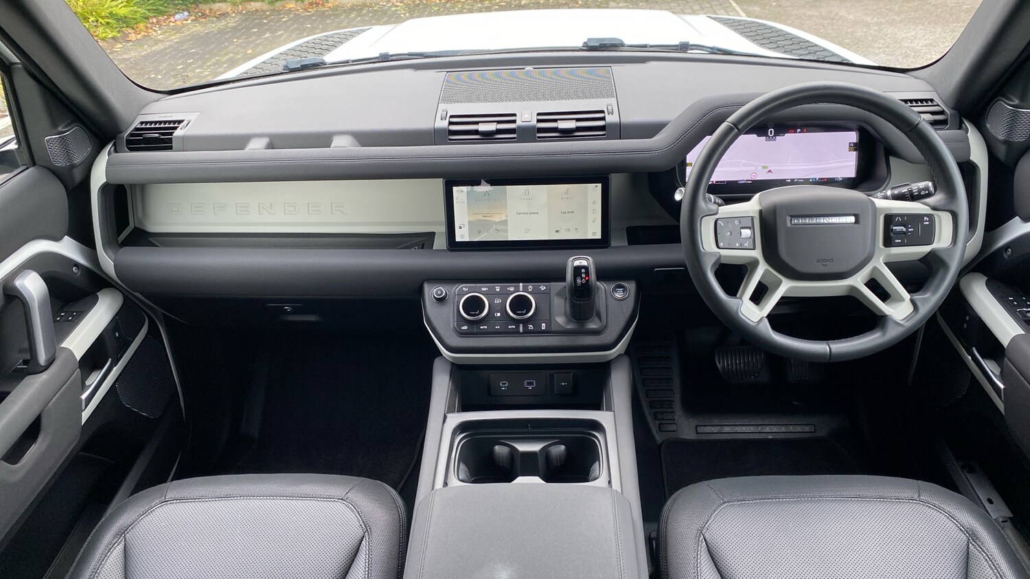 Used Land Rover Defender 2023 for sale - 76534293: Photo 9