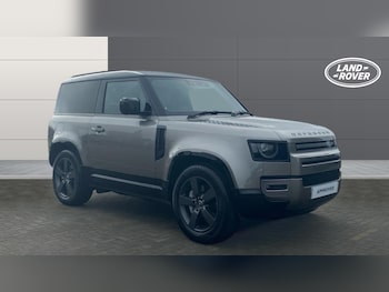 Land Rover - Defender