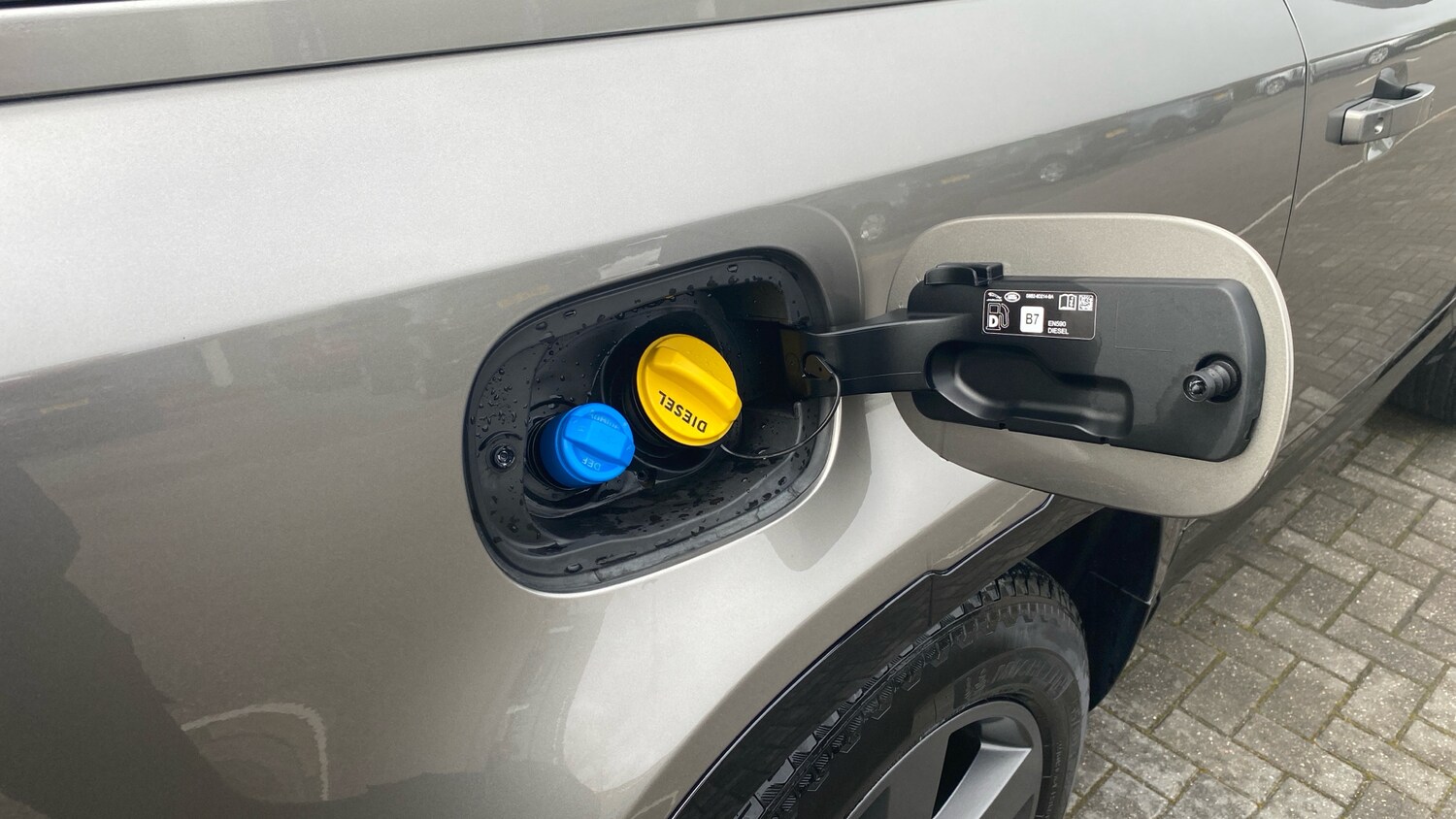 Used Land Rover Defender 2024 for sale - 76228133: Photo 30