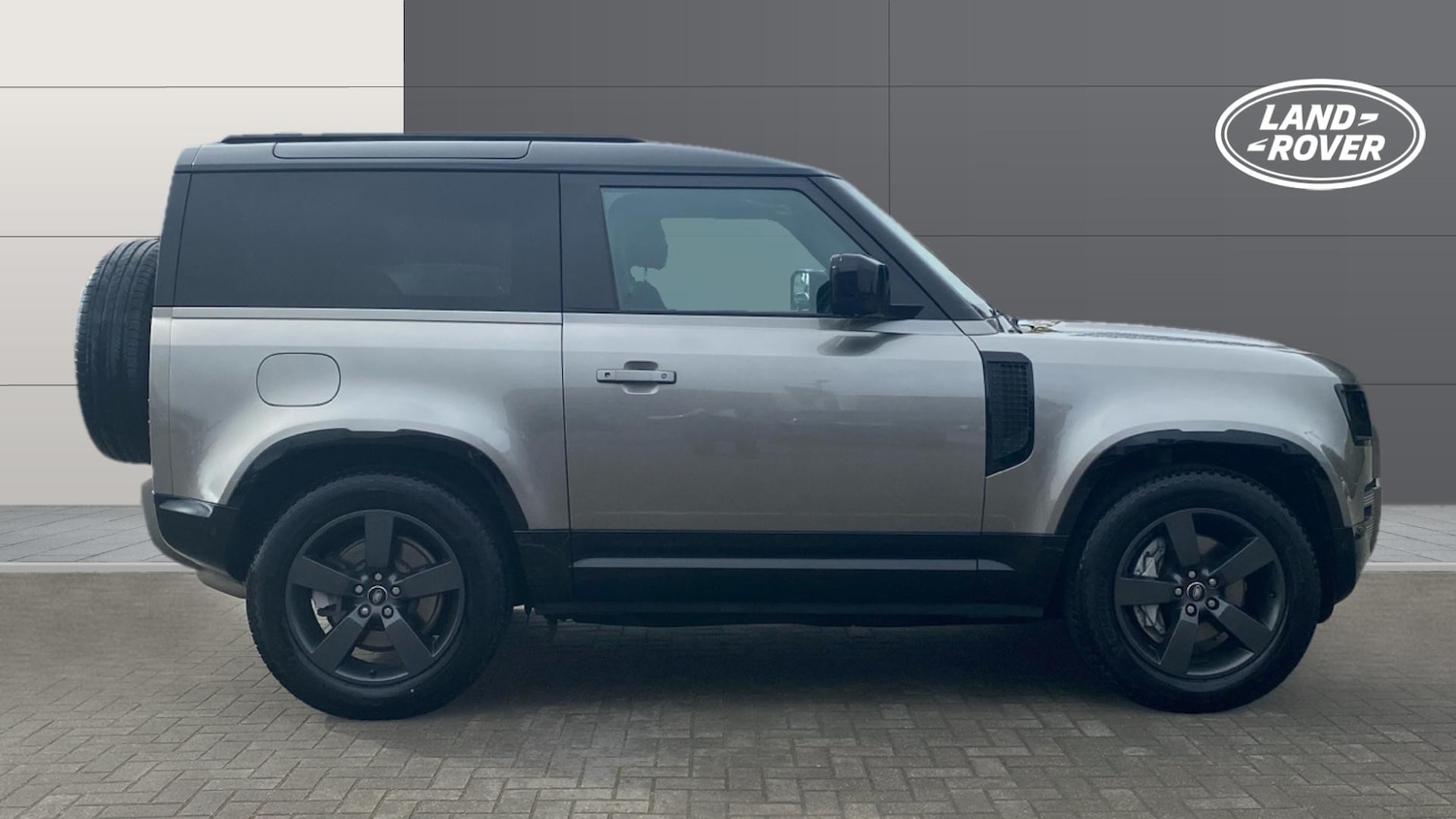 Used Land Rover Defender 2024 for sale - 76228133: Photo 5