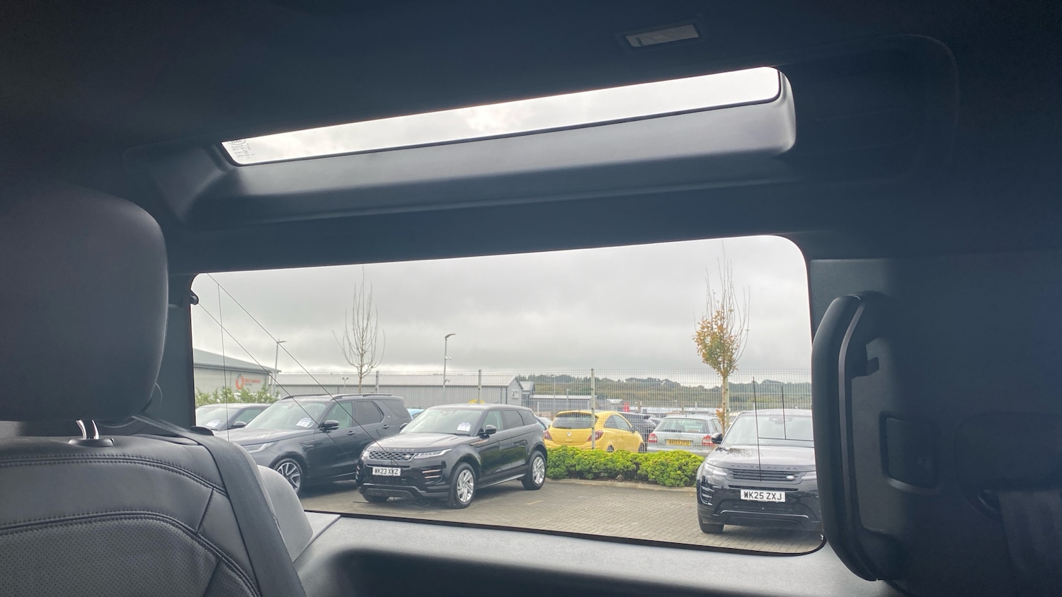 Used Land Rover Defender 2024 for sale - 76228133: Photo 63