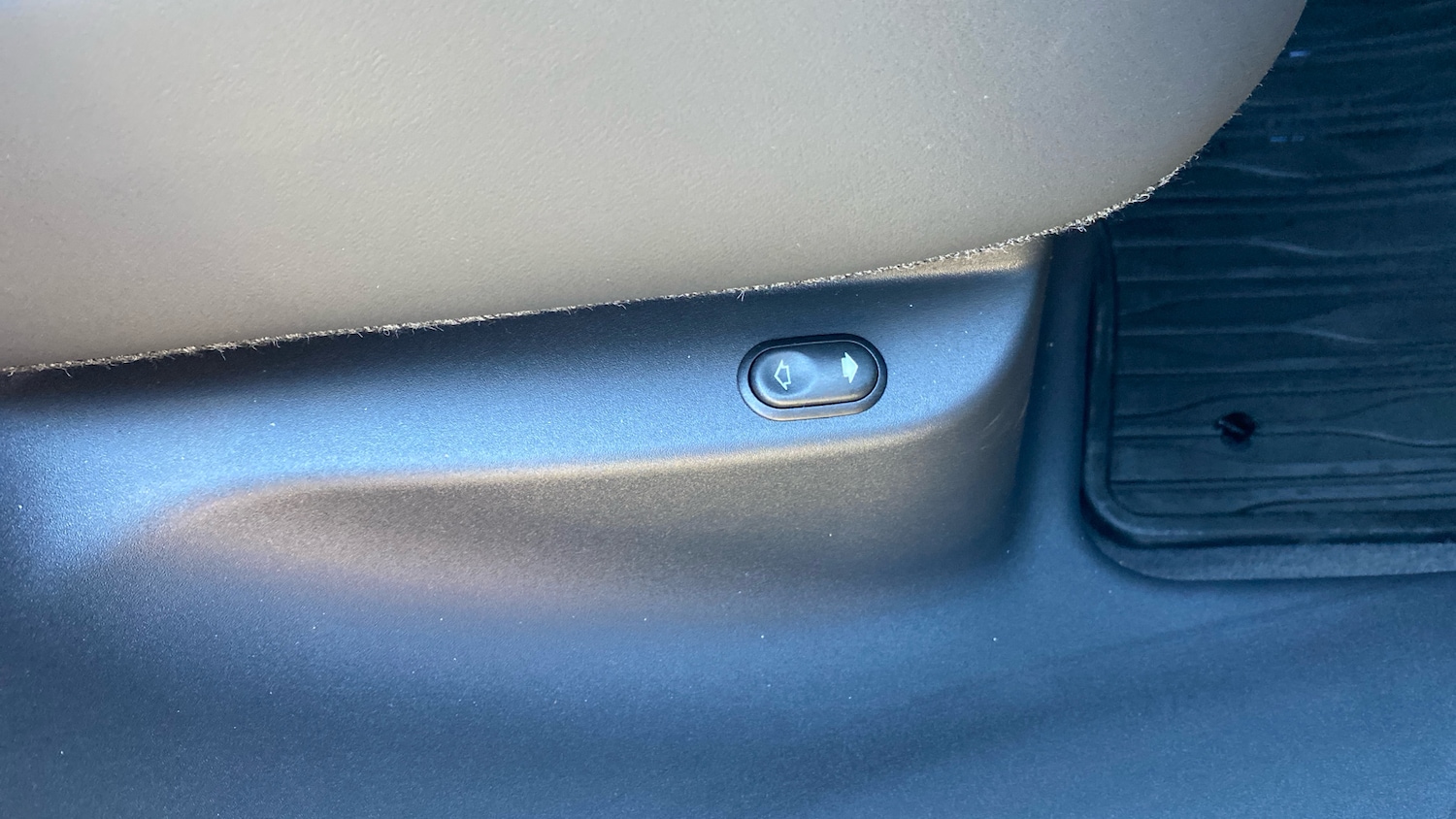 Used Land Rover Range Rover Velar 2025 for sale - 77807017: Photo 36