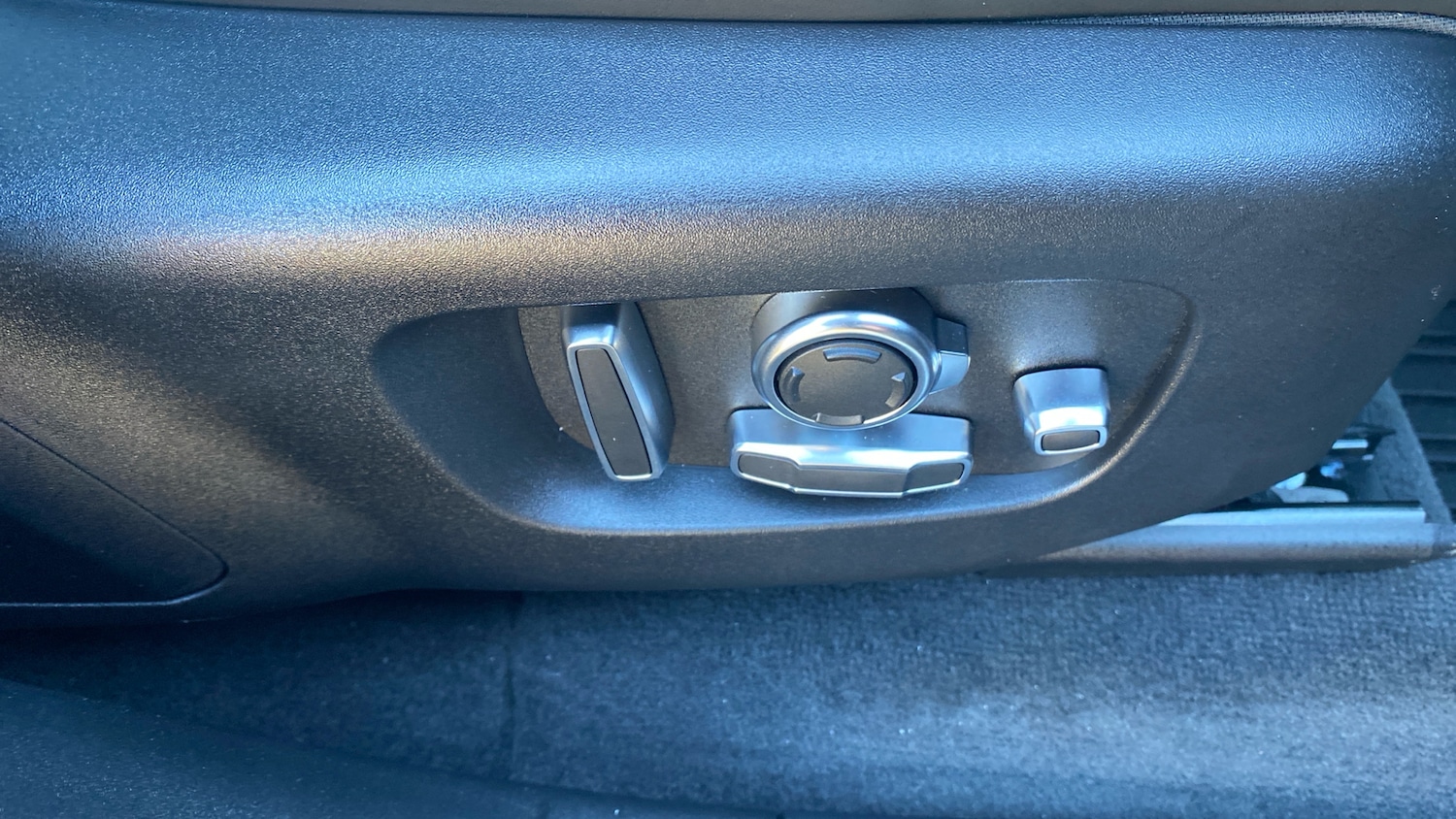 Used Land Rover Range Rover Velar 2025 for sale - 77807017: Photo 44