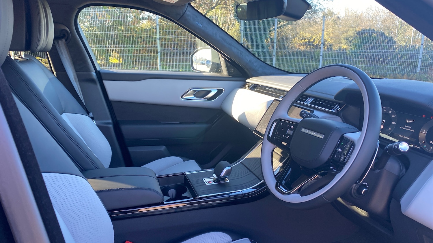 Used Land Rover Range Rover Velar 2025 for sale - 77807017: Photo 45