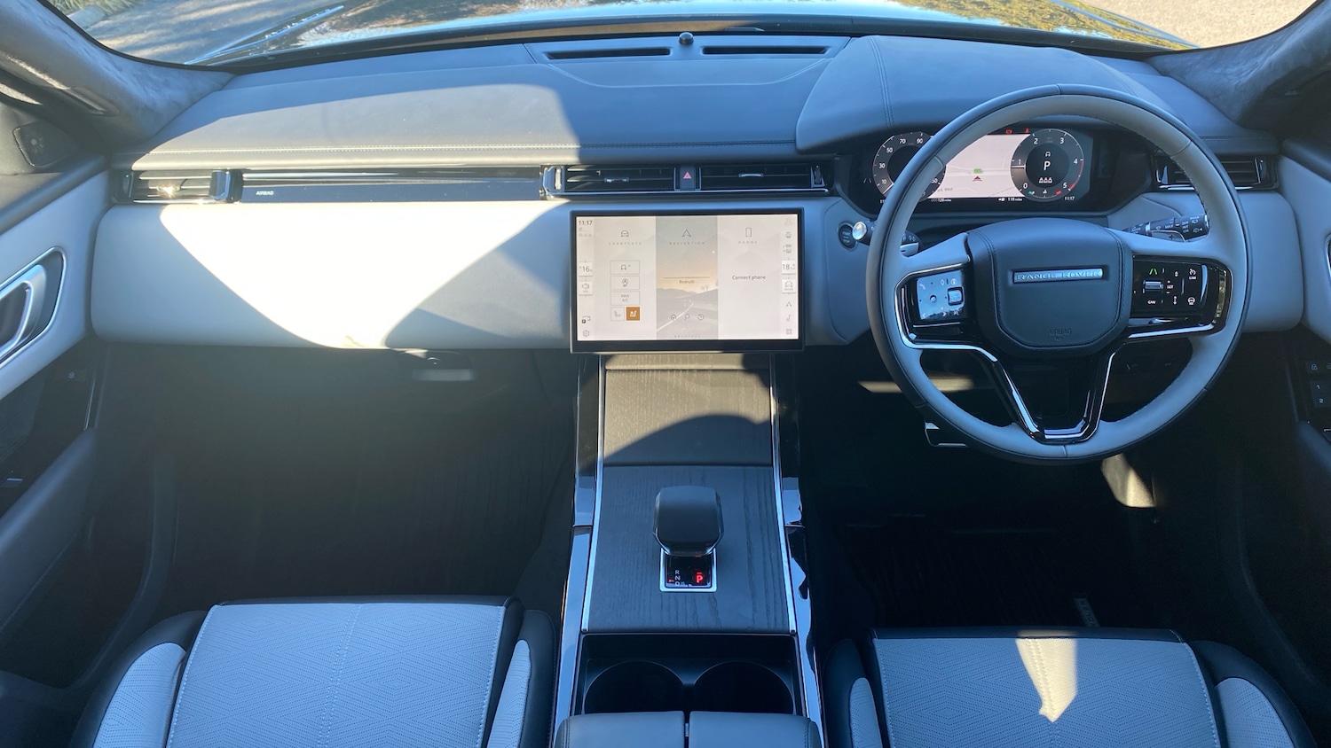 Used Land Rover Range Rover Velar 2025 for sale - 77807017: Photo 9