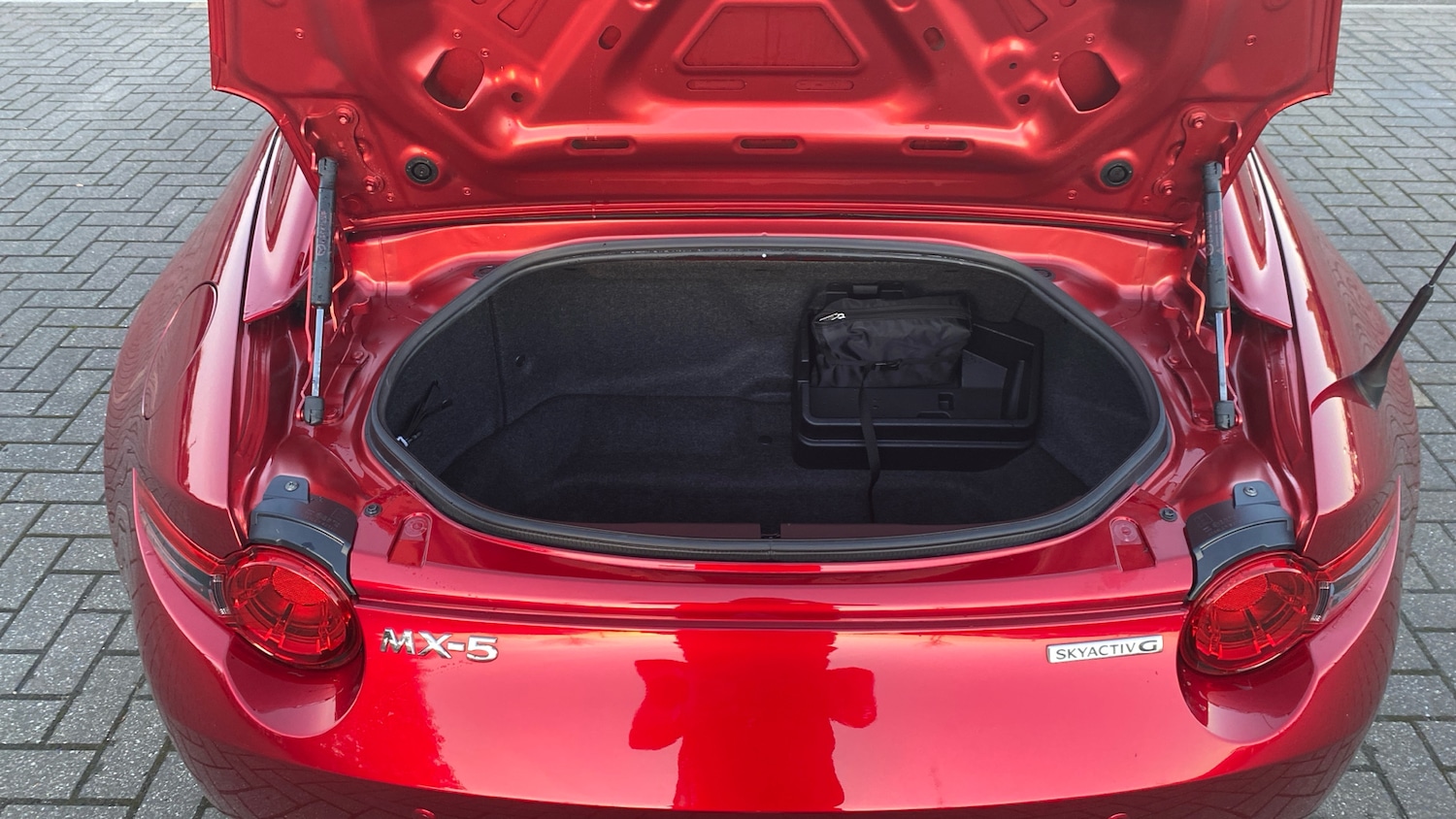 Used Mazda MX-5 2023 for sale - 76905928: Photo 4