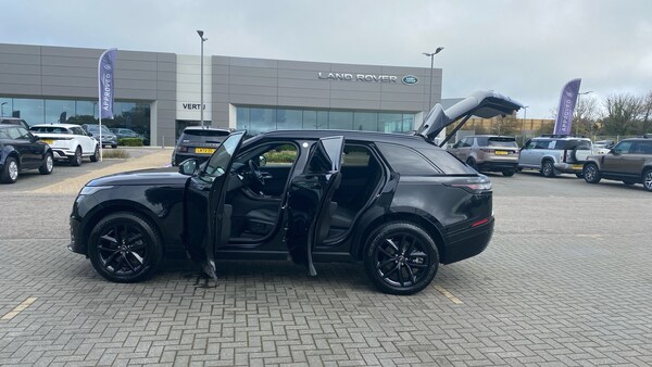 Used Land Rover Range Rover Velar 2024 for sale - 76302894: Photo 32