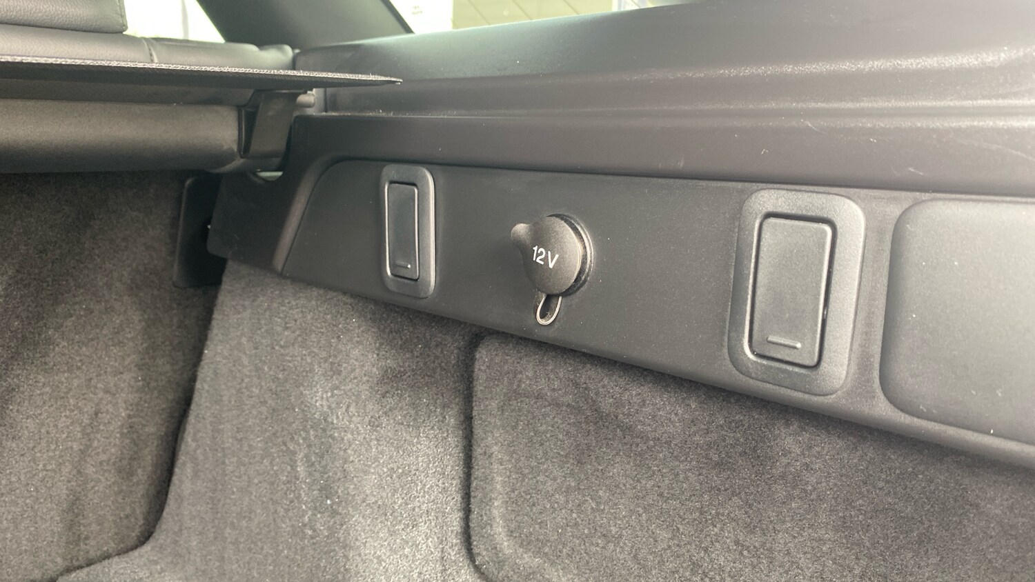 Used Land Rover Range Rover Velar 2024 for sale - 76302894: Photo 35