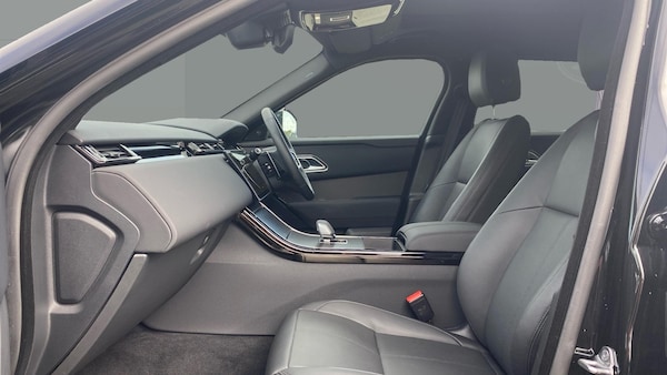 Used Land Rover Range Rover Velar 2024 for sale - 76302894: Photo 3