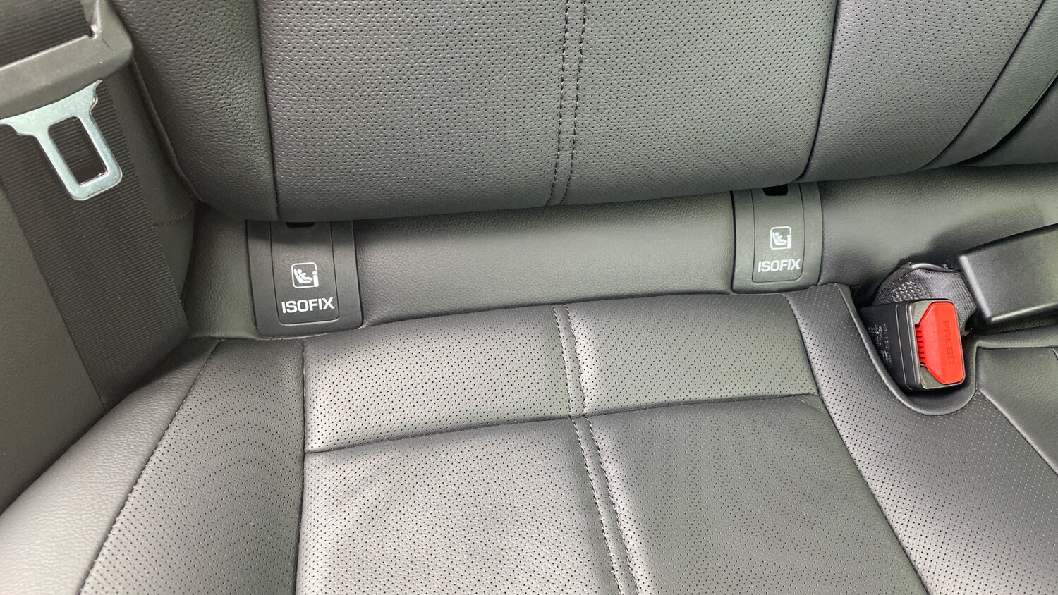 Used Land Rover Range Rover Velar 2024 for sale - 76302894: Photo 41