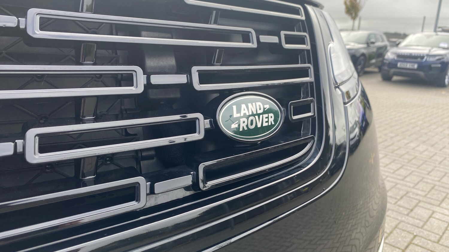 Used Land Rover Range Rover Velar 2024 for sale - 76302894: Photo 45