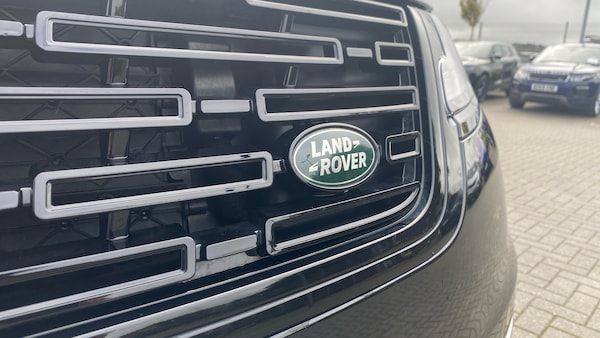 Used Land Rover Range Rover Velar 2024 for sale - 76302894: Photo 45