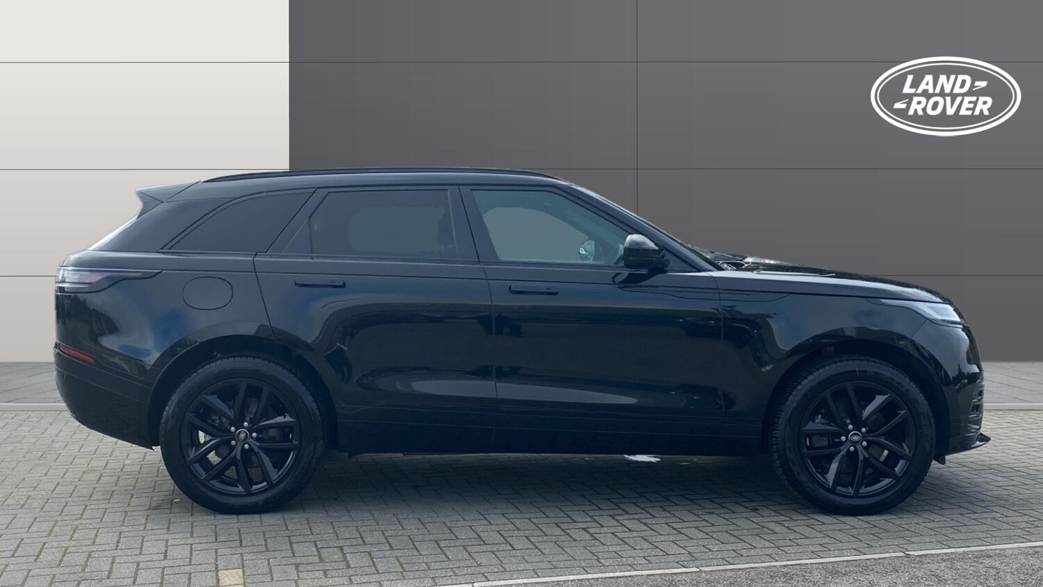 Used Land Rover Range Rover Velar 2024 for sale - 76302894: Photo 5