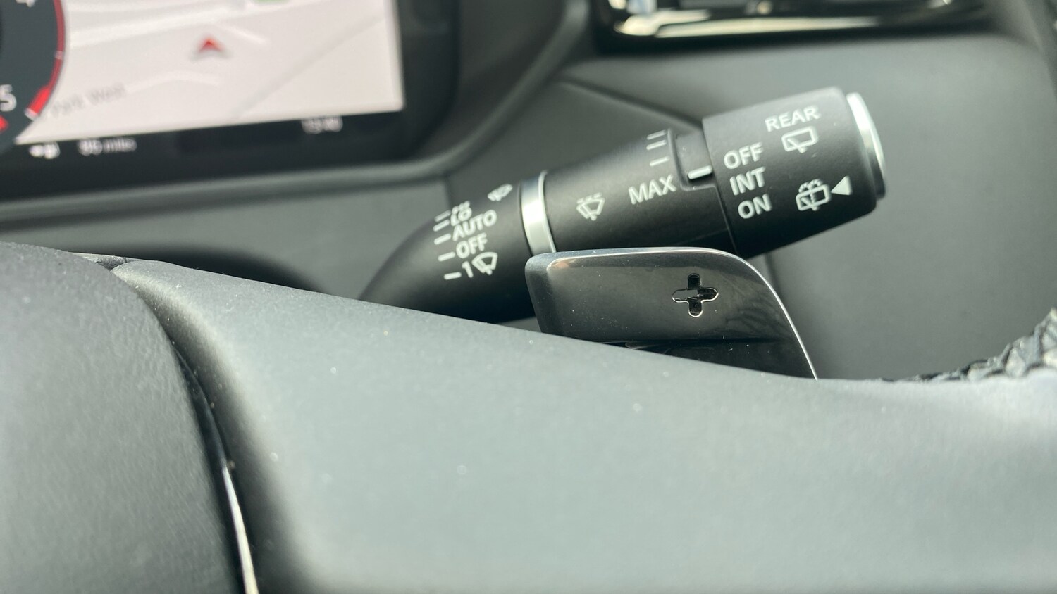 Used Land Rover Range Rover Velar 2024 for sale - 76302894: Photo 66