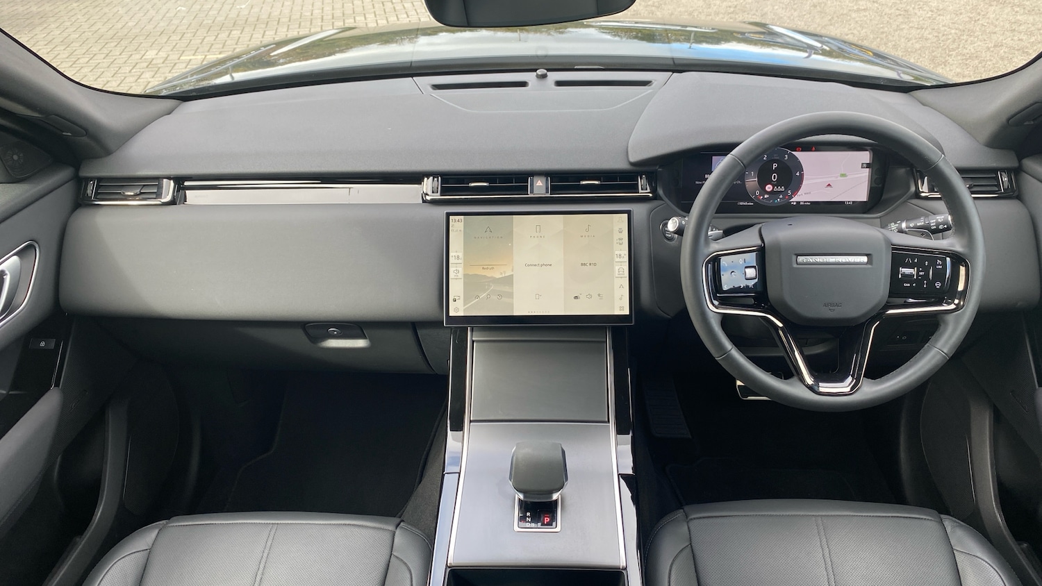 Used Land Rover Range Rover Velar 2024 for sale - 76302894: Photo 9