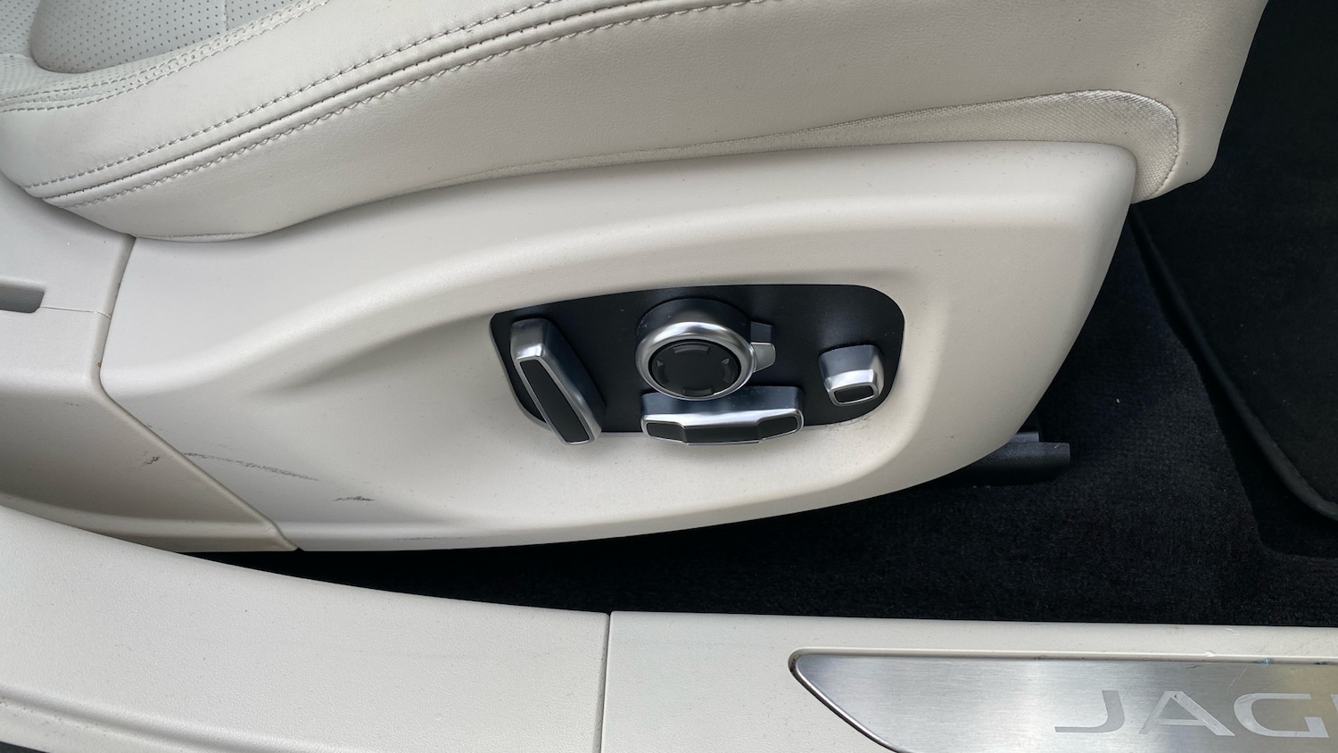 Used Jaguar I-Pace 2023 for sale - 77363916: Photo 44