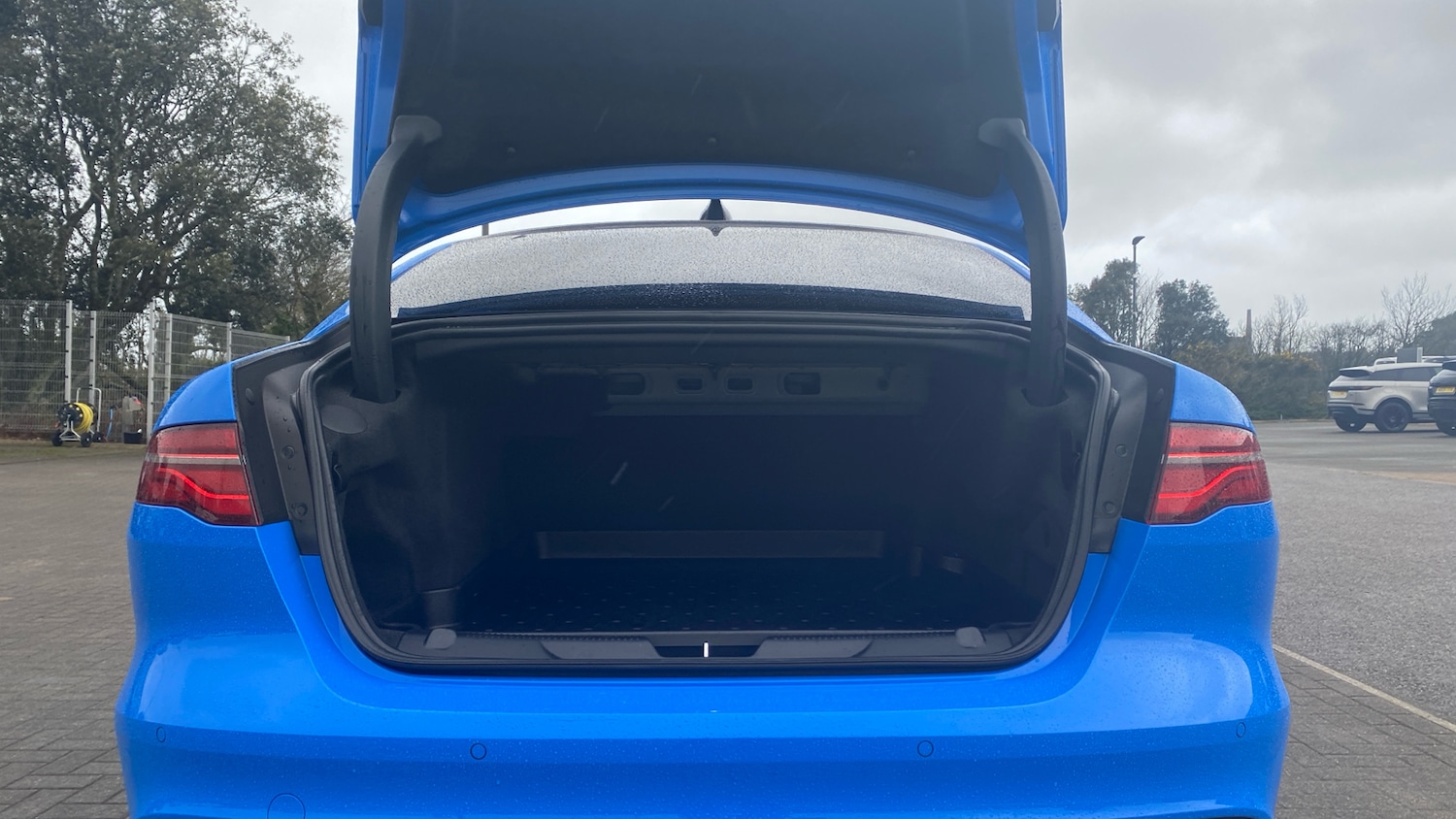 Used Jaguar XE 2020 for sale - 78212217: Photo 10