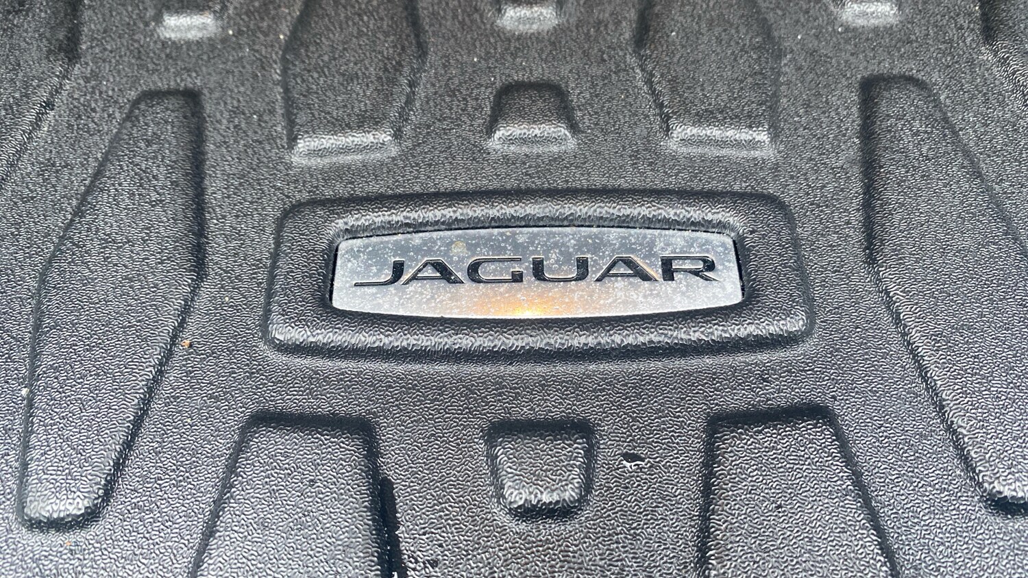 Used Jaguar XE 2020 for sale - 78212217: Photo 36