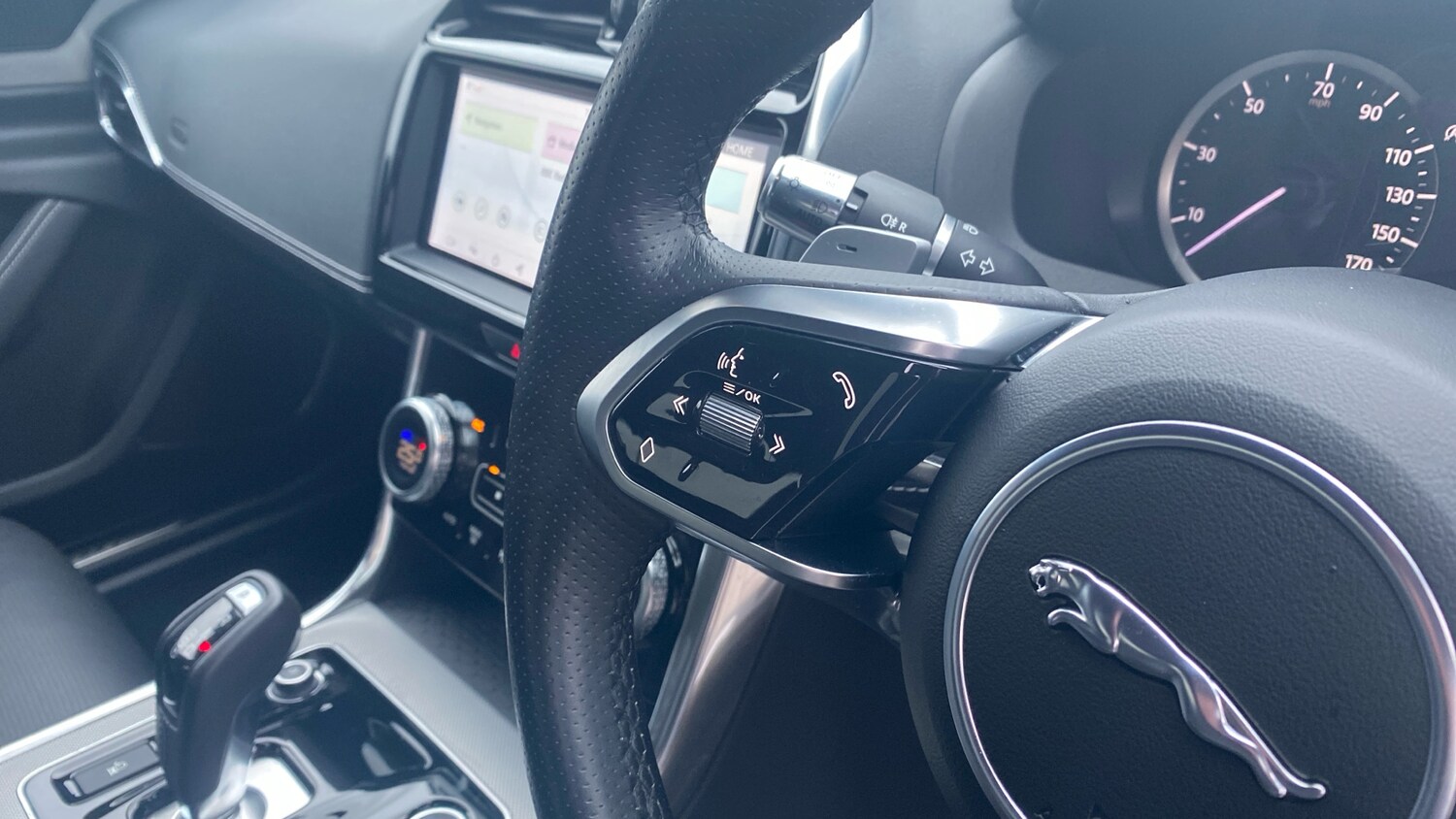 Used Jaguar XE 2020 for sale - 78212217: Photo 41