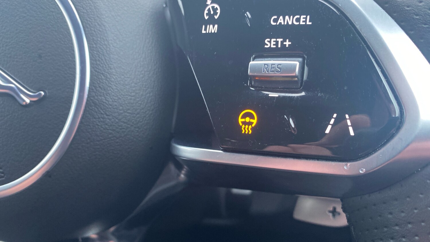 Used Jaguar XE 2020 for sale - 78212217: Photo 46