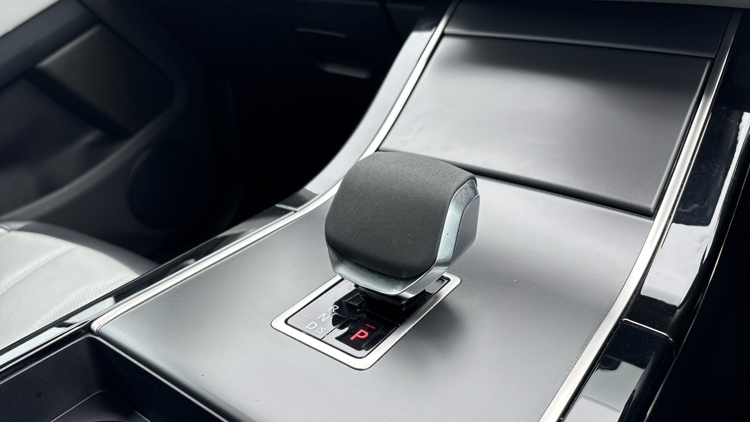 Used Land Rover Range Rover Evoque 2023 for sale - 78180179: Photo 13