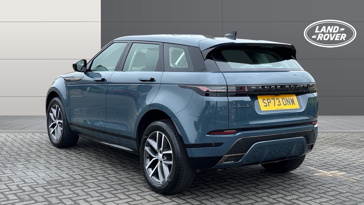 Used Land Rover Range Rover Evoque 2023 for sale - 78180179: Photo 2