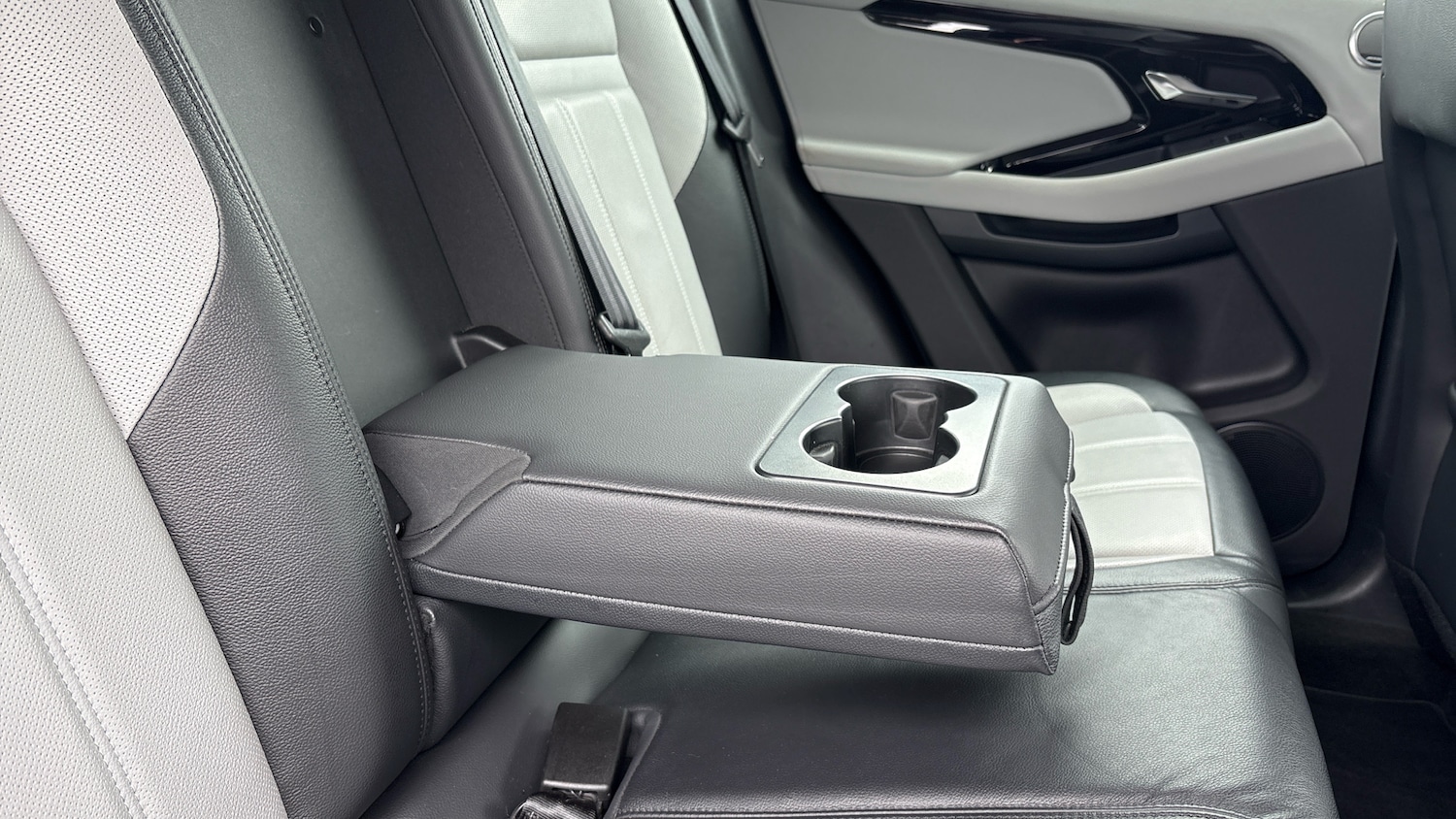 Used Land Rover Range Rover Evoque 2023 for sale - 78180179: Photo 49