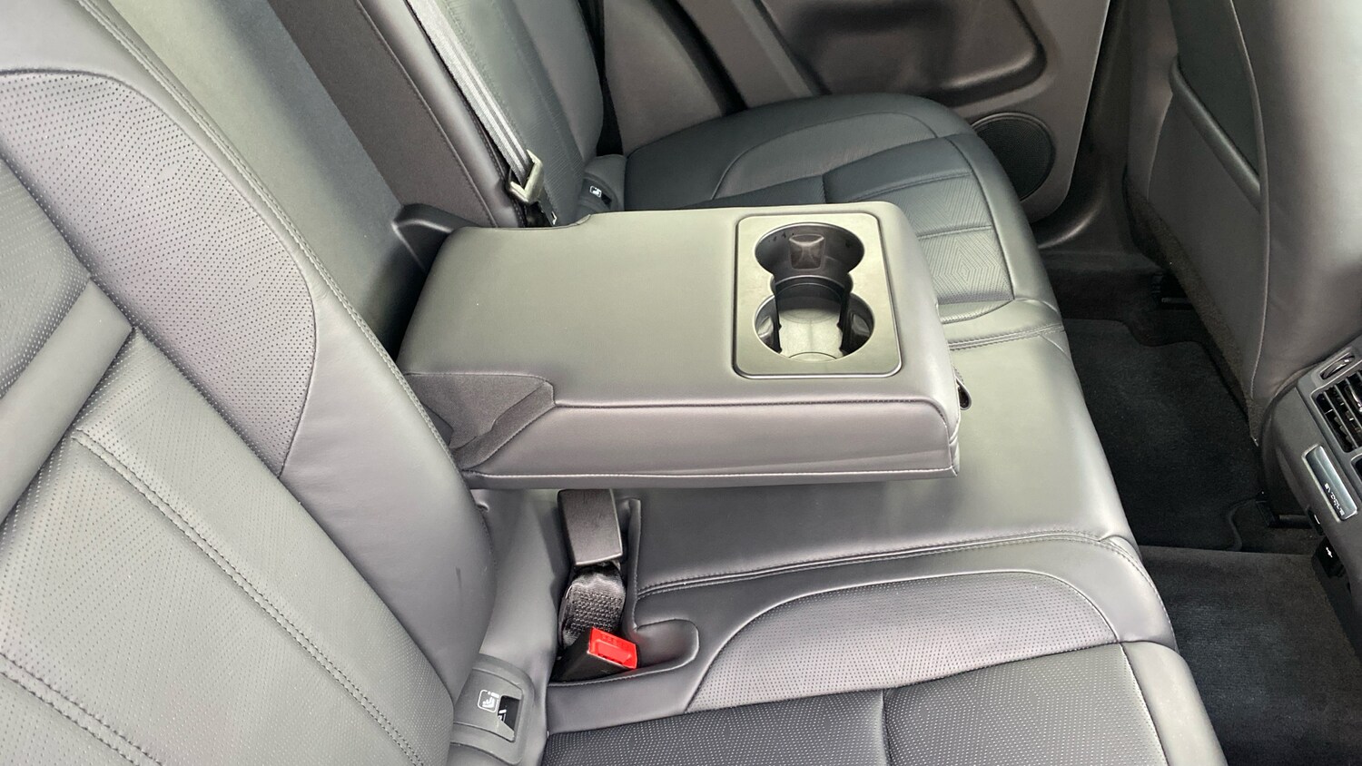 Used Land Rover Range Rover Evoque 2025 for sale - 76480261: Photo 42