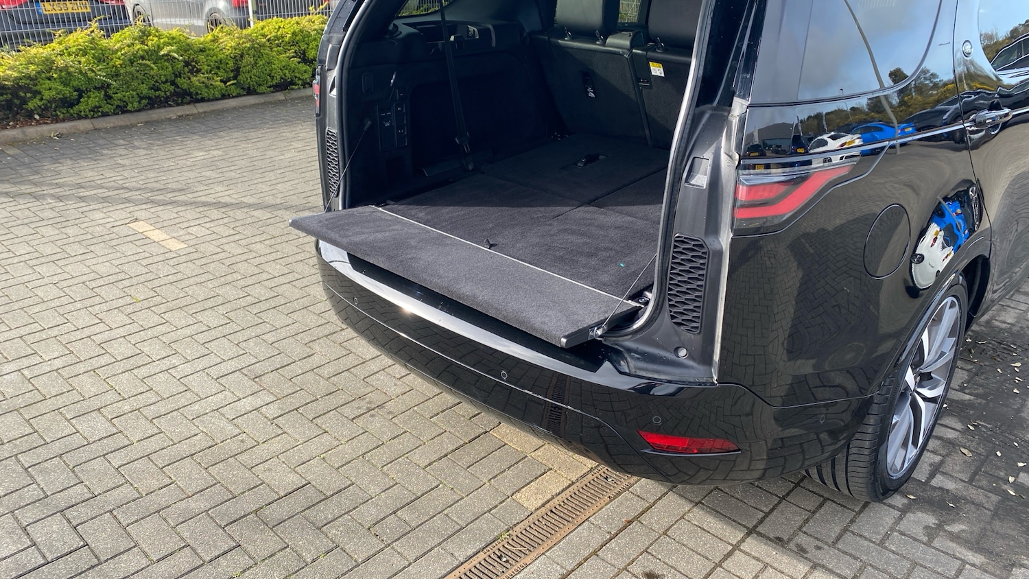 Used Land Rover Discovery 2023 for sale - 77530184: Photo 35