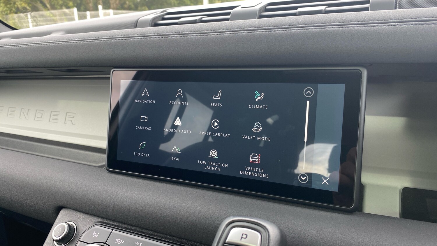 Used Land Rover Defender 2022 for sale - 76566185: Photo 63