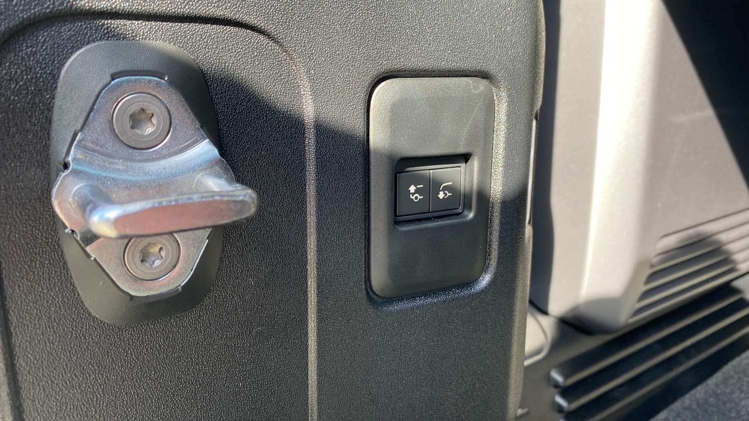 Used Land Rover Defender 2026 for sale - 77807002: Photo 42